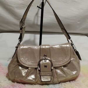 COACH Gold Metallic Soho Buckle Flap Shoulder Bag Gorgeous Luxury Gold Fabric